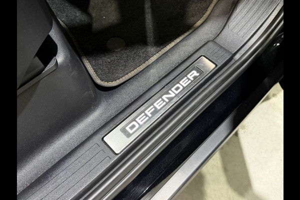 Land Rover Defender 130 3.0 P400 130 X 8p / Pano / Meridian / Stoelventilatie / Garantie tot 04-01-2029