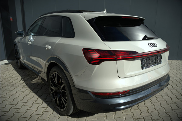 Audi e-tron e-tron 55 quattro advanced Pro Line Plus 95 kWh | Panoramadak | Bang & Olufsen | Stoelkoeling | Stoelverwarming | Massage | Head-Up Display | 360 Camera | Matrix LED | Luchtvering | Memory Seats | Elektrisch Verstelbare Stoelen |