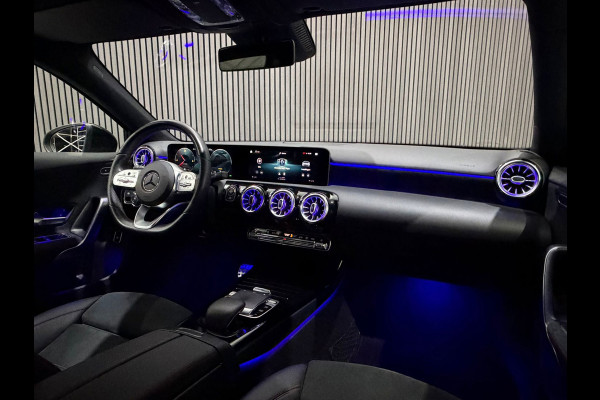 Mercedes-Benz A-Klasse 200 Launch Edition AMG / Camera / CarPlay / Cruise / PDC
