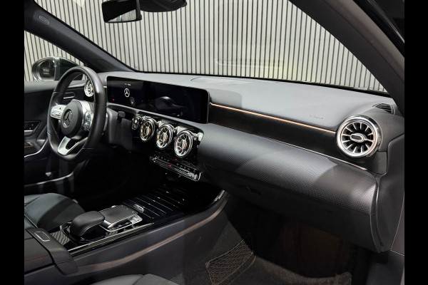 Mercedes-Benz A-Klasse 200 Launch Edition AMG / Camera / CarPlay / Cruise / PDC