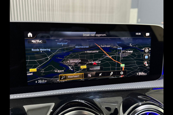 Mercedes-Benz A-Klasse 200 Launch Edition AMG / Camera / CarPlay / Cruise / PDC
