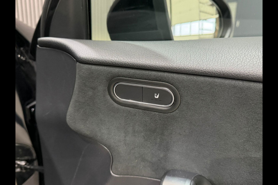 Mercedes-Benz A-Klasse 200 Launch Edition AMG / Camera / CarPlay / Cruise / PDC