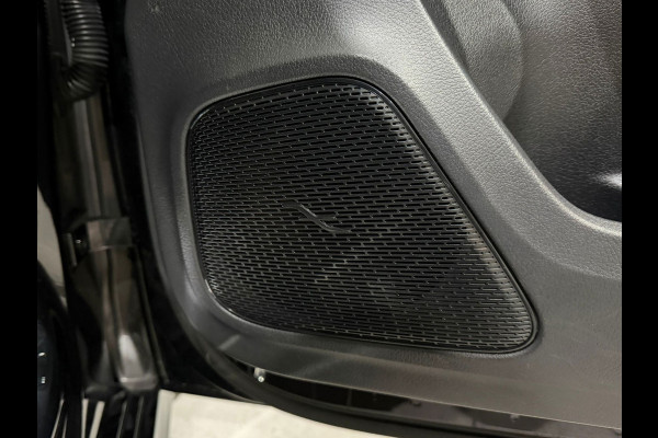Mercedes-Benz A-Klasse 200 Launch Edition AMG / Camera / CarPlay / Cruise / PDC