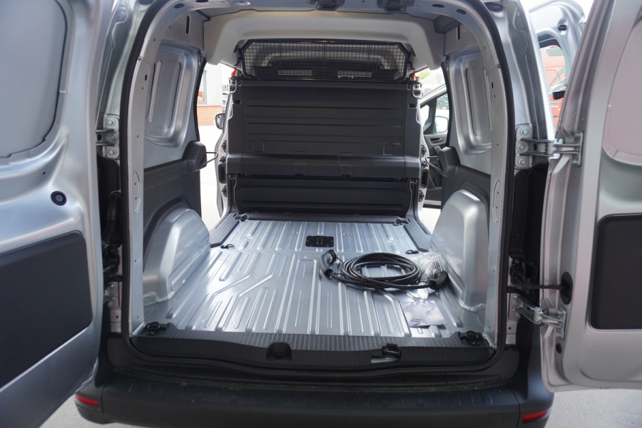 Renault Kangoo E-Tech Advance L2 44 kWh Automaat Opklapbare Dubbelcabine nr.V095 | 120PK | Climate | Navi | Cruise | Schuifdeur L + R