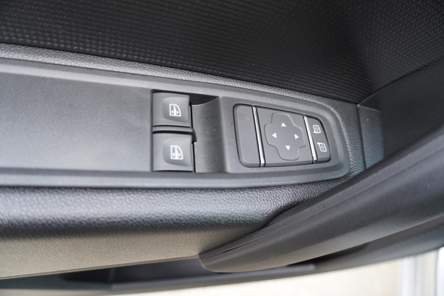 Renault Kangoo E-Tech Advance L2 44 kWh Automaat Opklapbare Dubbelcabine nr.V095 | 120PK | Climate | Navi | Cruise | Schuifdeur L + R