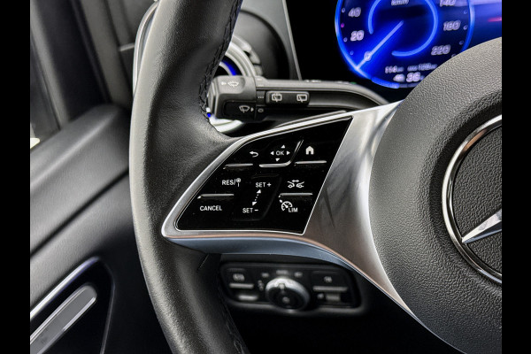 Mercedes-Benz Eqv 300 L2 Avantgarde 90 kWh Burmester Audio Luchtvering Leder 360 camera Elektr schuifdeuren