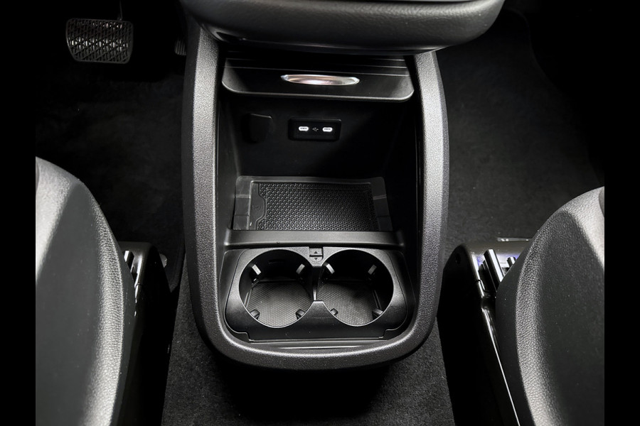 Mercedes-Benz Eqv 300 L2 Avantgarde 90 kWh Burmester Audio Luchtvering Leder 360 camera Elektr schuifdeuren