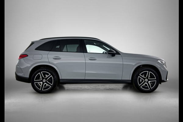 Mercedes-Benz GLC 300e 4MATIC Business Solution AMG | Advanced plus | Nightpakket | Parkeerpakket met achteruitcamera | Trekhaak | Middenconsole metaalstructuur | 19” vijfspaaks lichtmetalen AMG-velgen | URBAN GUARD Plus | Warmtewerend, donkergetint glas |
