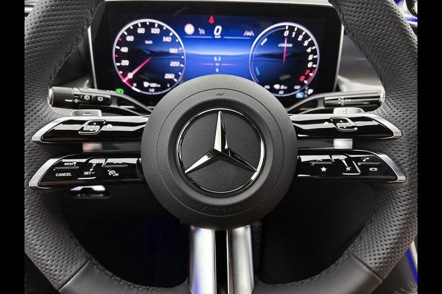 Mercedes-Benz GLC 300e 4MATIC Business Solution AMG | Advanced plus | Nightpakket | Parkeerpakket met achteruitcamera | Trekhaak | Middenconsole metaalstructuur | 19” vijfspaaks lichtmetalen AMG-velgen | URBAN GUARD Plus | Warmtewerend, donkergetint glas |