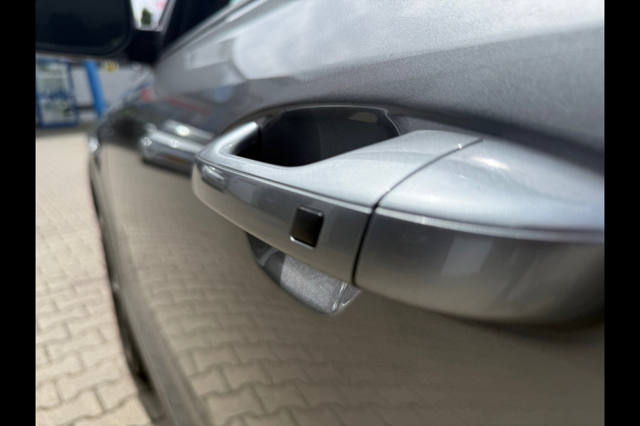 Kia Niro 1.6 GDi Hybrid ComfortLine Automaat (BOVAG/RIJKLAARPRIJS)