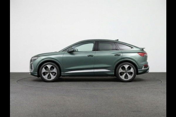 Audi Q4 Sportback e-tron S-edition Quattro 82 KWh 340 pk | Techniekpakket Pro | Glazen panoramadak | elektrische stoelen |  head-up display |