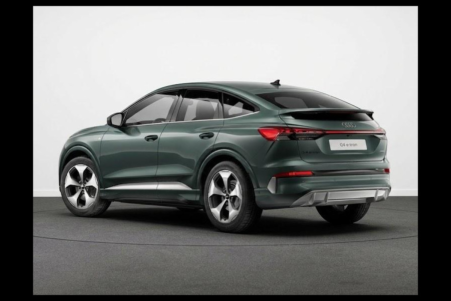 Audi Q4 Sportback e-tron S-edition Quattro 82 KWh 340 pk | Techniekpakket Pro | Glazen panoramadak | elektrische stoelen |  head-up display |