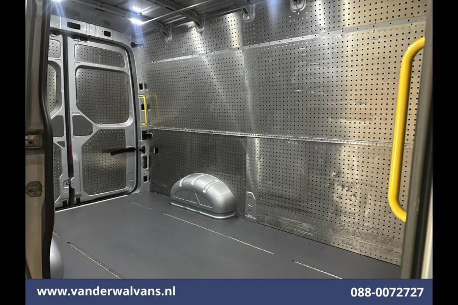 Volkswagen Crafter 2.0 TDI 141pk L3H3 L2H2 Euro6 Airco | Camera | Apple Carplay | Cruisecontrol | Chauffeursstoel Android Auto, Parkeersensoren, Bijrijdersbank