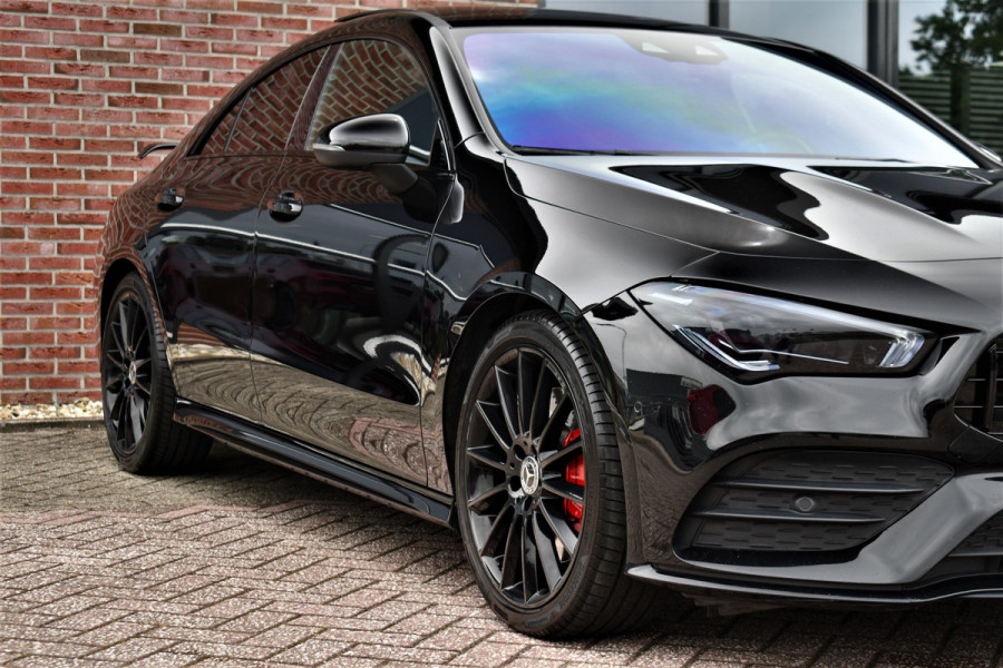 Mercedes-Benz CLA-Klasse 220 AMG 45 Look Pano Night 19inch Sportuilaat