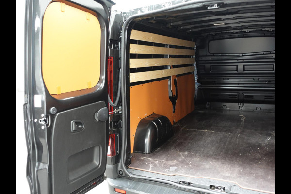 Renault Trafic 2.0 Blue dCi 150PK T30 L2H1 Advance Automaat Airco Bluetooth Cruise Parkeersensoren Navigatie Trekhaak