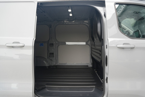 Ford E-Transit Custom 320 L1H1 Limited 71 kWh 218pk - Stoel + Stoel - Keyless - Stoelverwarming - Camera - Carplay - Rijklaar