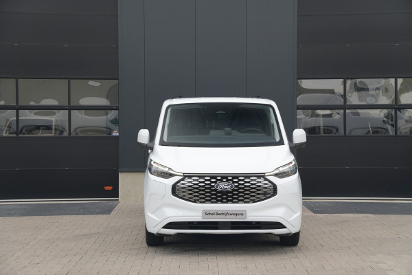 Ford E-Transit Custom 320 L1H1 Limited 71 kWh 218pk - Keyless - Stoelverwarming - Camera - Carplay - Rijklaar