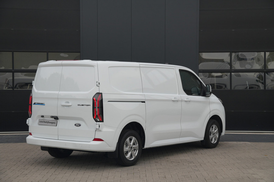 Ford E-Transit Custom 320 L1H1 Limited 71 kWh 218pk - Keyless - Stoelverwarming - Camera - Carplay - Rijklaar
