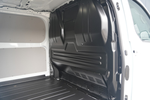 Ford E-Transit Custom 320 L1H1 Limited 71 kWh 218pk - Keyless - Stoelverwarming - Camera - Carplay - Rijklaar