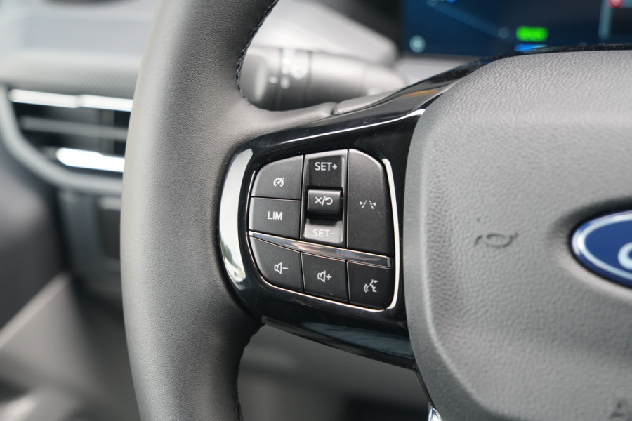 Ford E-Transit Custom 320 L1H1 Limited 71 kWh 218pk - Keyless - Stoelverwarming - Camera - Carplay - Rijklaar