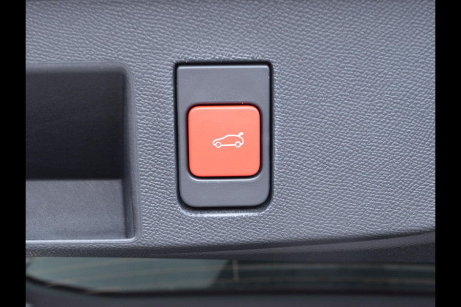 Citroën C5 Aircross Business Comfort Range 73 kWh | 520 KM WLTP | PANORAMISCH SCHUIF-KANTELDAK | AMBIANCE HYPE GREY | WARMTEPOMP | PACK TECHNO |