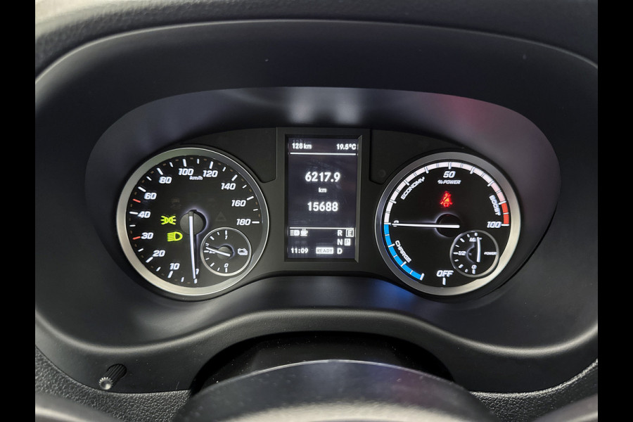 Mercedes-Benz eVito eVito Extra Lang 66 kWh DC 266km WLTP Dubbele cabine Led Schuifdeur L+R 5-zitplaatsen Navigatie Camera Snelladen