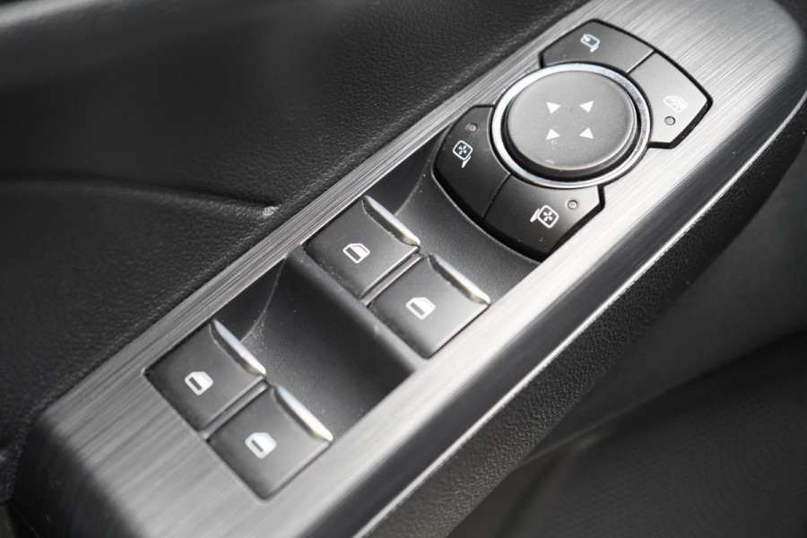 Ford Kuga 2.5 PHEV ST-Line | SoH 75% | Blind spot | Navigatie | Adaptive cruise | Camera | Apple Carplay | Keyless | Stoelverwarming
