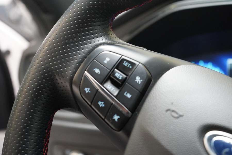 Ford Kuga 2.5 PHEV ST-Line | SoH 75% | Blind spot | Navigatie | Adaptive cruise | Camera | Apple Carplay | Keyless | Stoelverwarming