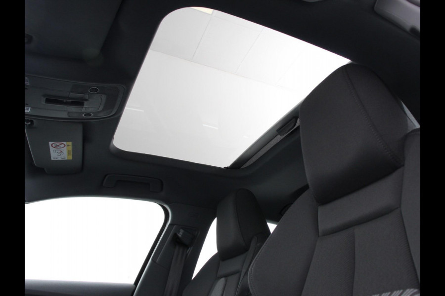 Audi A3 Sportback 40 TFSI e PHEV 204pk Advanced S Tronic Panorama dak Climate control Adaptieve cruise control LED Parkeersensoren Keyless Navigatie Verwarmde voorstoelen Apple Carplay/ Android Auto