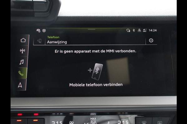 Audi A3 Sportback 40 TFSI e PHEV 204pk Advanced S Tronic Panorama dak Climate control Adaptieve cruise control LED Parkeersensoren Keyless Navigatie Verwarmde voorstoelen Apple Carplay/ Android Auto