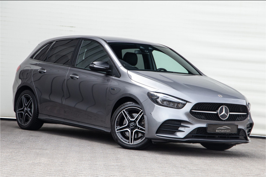 Mercedes-Benz B-Klasse 250 e AMG Night Edition, Widescreen, Trekhaak, Camera, Hybride