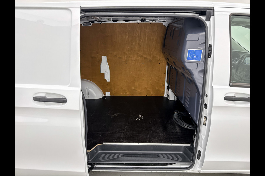 Mercedes-Benz eVito Lang 66 kWh 266km WLTP + snelladen Camera Stoelverwarming 100% elektrisch