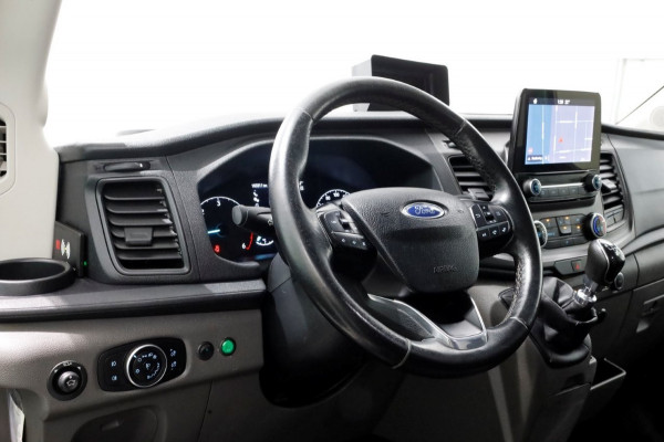 Ford Transit 350 2.0 TDCI 130pk E6 RWD L3H2 Airco/Camera/Trekhaak 2750kg 03-2020