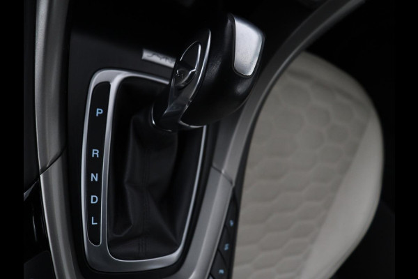 Ford Mondeo 2.0 IVCT HEV Vignale | Navigatie | Stoelverwarming | Cruise Control | Carplay | Climate control | Leer | Automaat