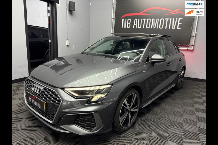 Audi A3 Sportback 35 TFSI S-line Pano
