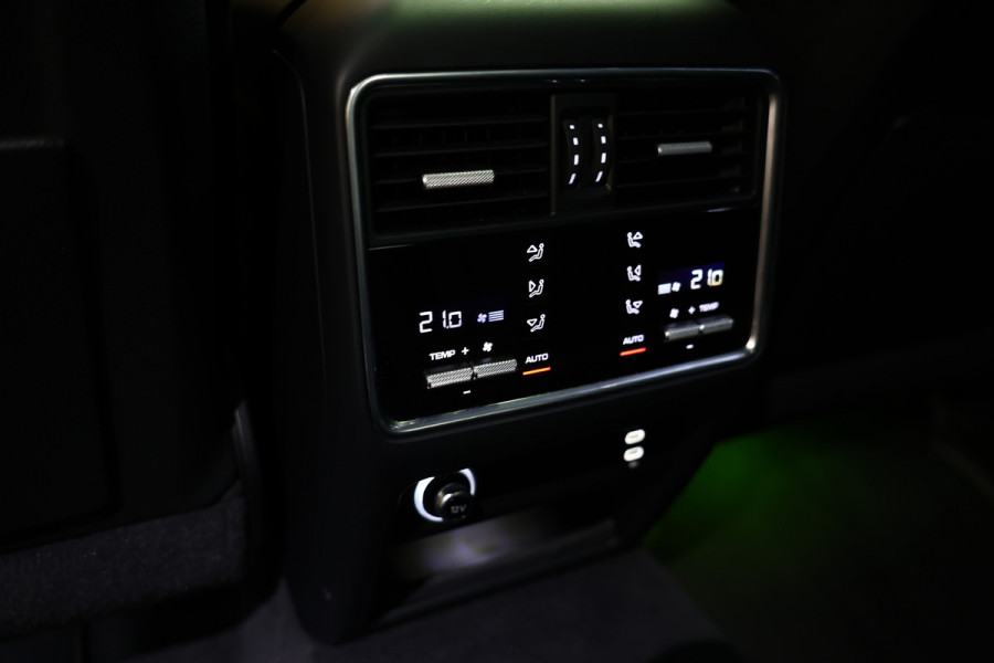 Porsche Cayenne Coupé 3.0 E-Hybrid KRIJT NAVI CAMERA TREKHAAK CARPLAY "20