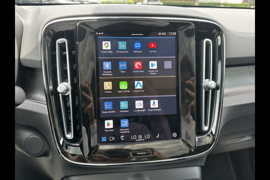 Volvo C40 Recharge Core 69 kWh SOH 91% | CLIMATE PACK | 3 FASE | ACHTERUIT RIJ CAMERA | ELEK. ACHTERKLEP | CRUISE CONTROL | PANO | 12 MND BOVAG GARANTIE | KEYLESS | DODE HOEK |