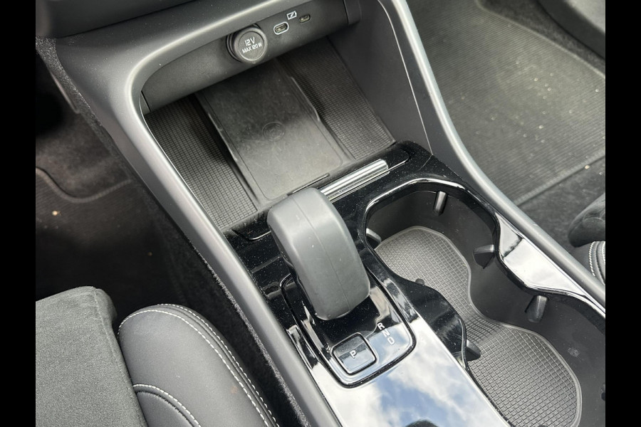 Volvo C40 Recharge Core 69 kWh SOH 91% | CLIMATE PACK | 3 FASE | ACHTERUIT RIJ CAMERA | ELEK. ACHTERKLEP | CRUISE CONTROL | PANO | 12 MND BOVAG GARANTIE | KEYLESS | DODE HOEK |
