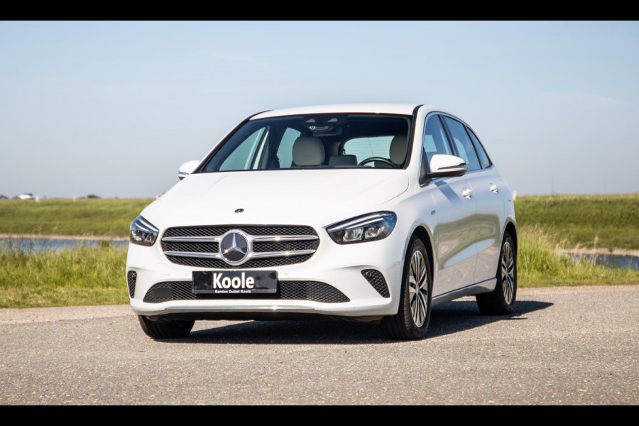 Mercedes-Benz B-Klasse 250 e Business Solution Luxury Limited CARPLAY / AMBILIGHT / STOELVERWARMING / CAMERA / DEALER ONDERHOUDEN