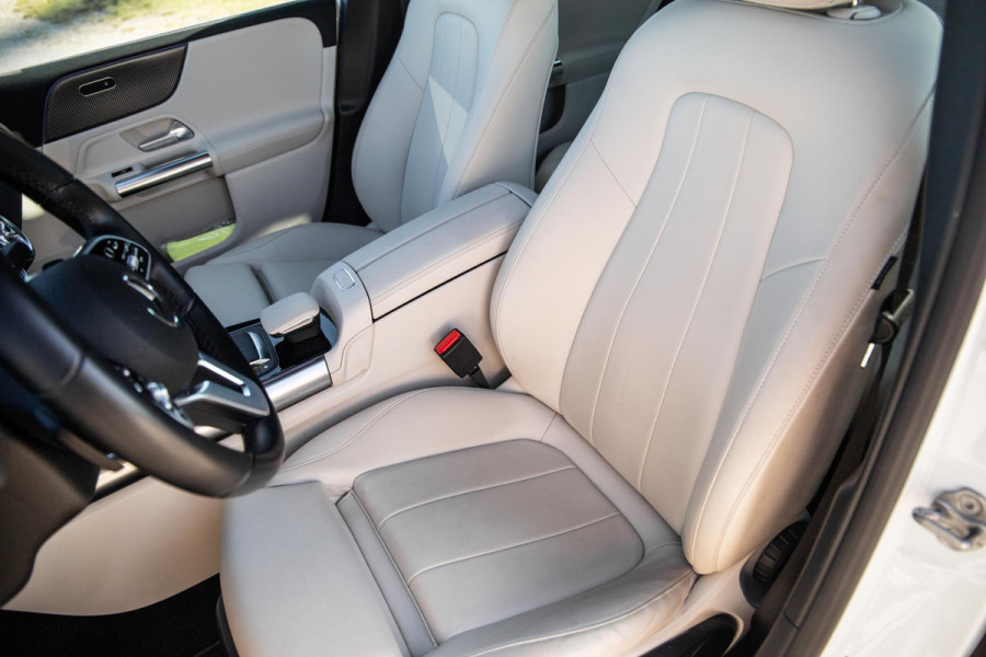 Mercedes-Benz B-Klasse 250 e Business Solution Luxury Limited CARPLAY / AMBILIGHT / STOELVERWARMING / CAMERA / DEALER ONDERHOUDEN