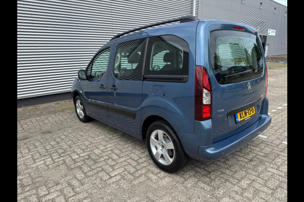 Peugeot Partner Tepee 1.2 PureTech Allure,Parkeersensoren,cruisecontrol,trekhaak,Navigatie/bluetooth,
