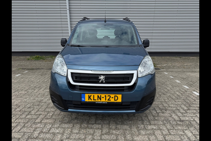 Peugeot Partner Tepee 1.2 PureTech Allure,Parkeersensoren,cruisecontrol,trekhaak,Navigatie/bluetooth,