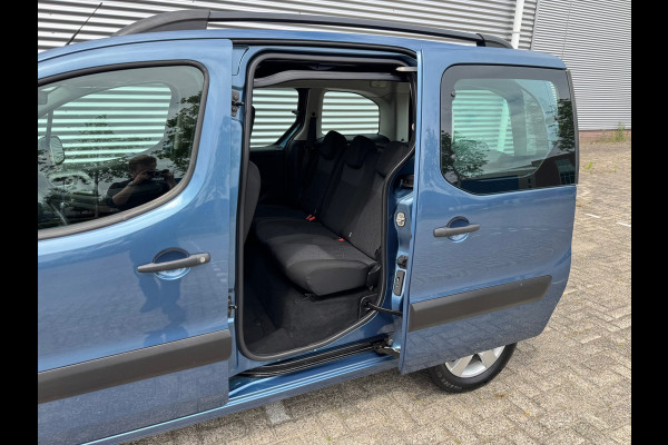 Peugeot Partner Tepee 1.2 PureTech Allure,Parkeersensoren,cruisecontrol,trekhaak,Navigatie/bluetooth,