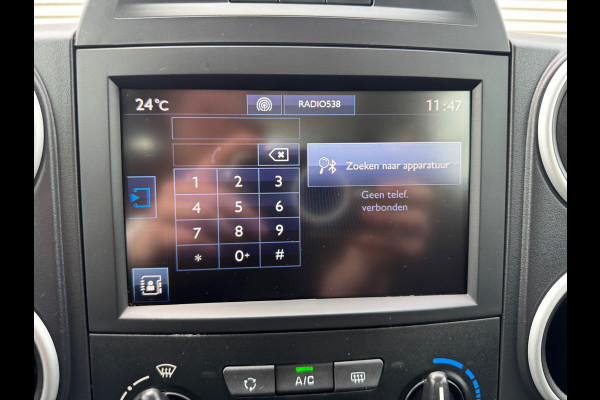 Peugeot Partner Tepee 1.2 PureTech Allure,Parkeersensoren,cruisecontrol,trekhaak,Navigatie/bluetooth,