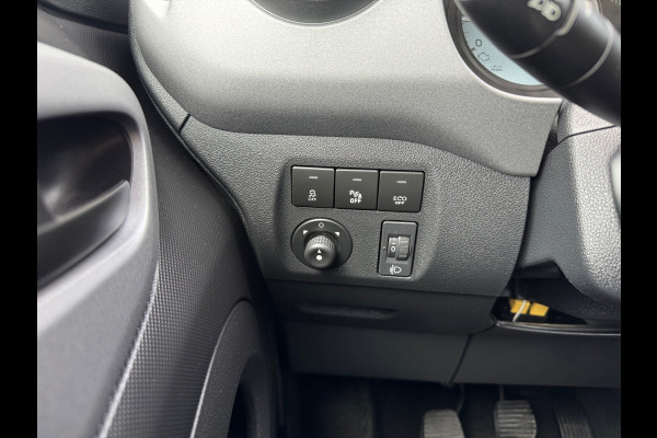 Peugeot Partner Tepee 1.2 PureTech Allure,Parkeersensoren,cruisecontrol,trekhaak,Navigatie/bluetooth,
