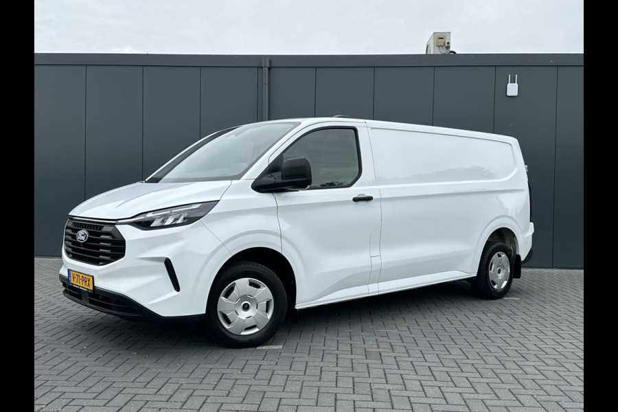 Ford Transit Custom 2.0 TDCI 136 PK TREND / L2H1 / 2.740 KG AHG / CAMERA / CRUISE / 3 ZITS / AIRCO / CARPLAY