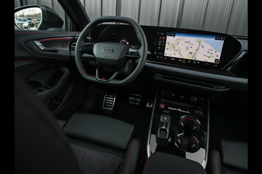 Audi A5 Avant 2.0 e-hybrid quattro S edition Competition | Nimbus grey | 367pk | S-Seats | Panoramadak | B&O Sound | Head-Up | 360 Camera | Adaptive Cruise | Trekhaak | Passagiers display |