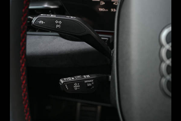 Audi A5 Avant 2.0 e-hybrid quattro S edition Competition | Nimbus grey | 367pk | S-Seats | Panoramadak | B&O Sound | Head-Up | 360 Camera | Adaptive Cruise | Trekhaak | Passagiers display |