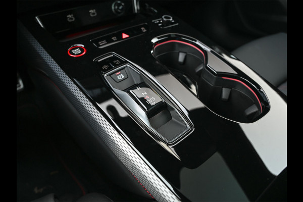 Audi A5 Avant 2.0 e-hybrid quattro S edition Competition | Nimbus grey | 367pk | S-Seats | Panoramadak | B&O Sound | Head-Up | 360 Camera | Adaptive Cruise | Trekhaak | Passagiers display |