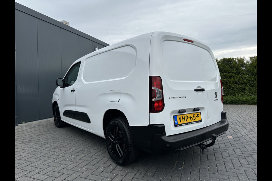 Peugeot Partner 1.5 BlueHDI 102 PK / L2H1 / TREKHAAK / 3 ZITS / CRUISE / AIRCO / APPLE CARPLAY / ANDROID AUTO